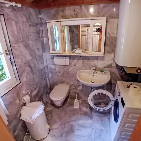 펜션 Haus Direkt Am Ossiacher By Interhome 안넨하임
